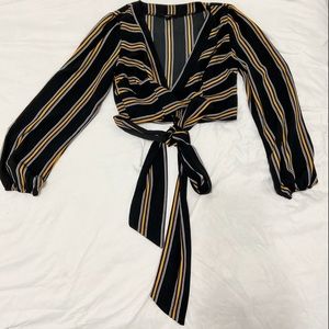 Long sleeve crop top